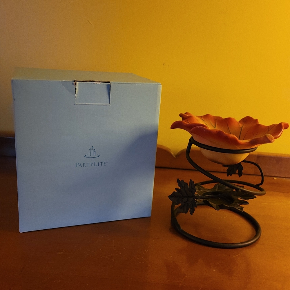 Partylite Whispering Leaves Aroma Melts Warmer